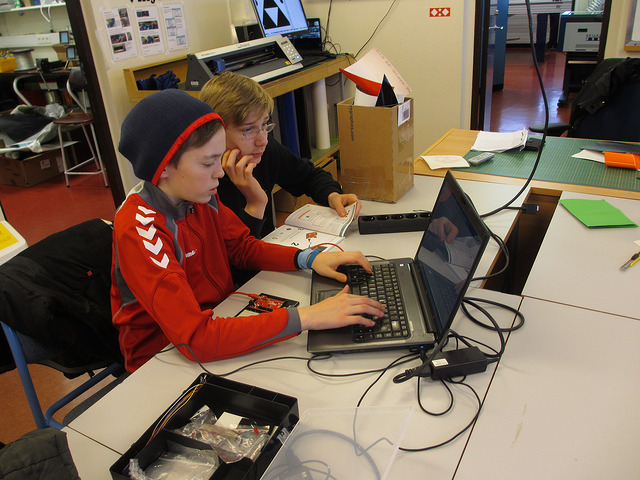 21805844709_75967d0533_z